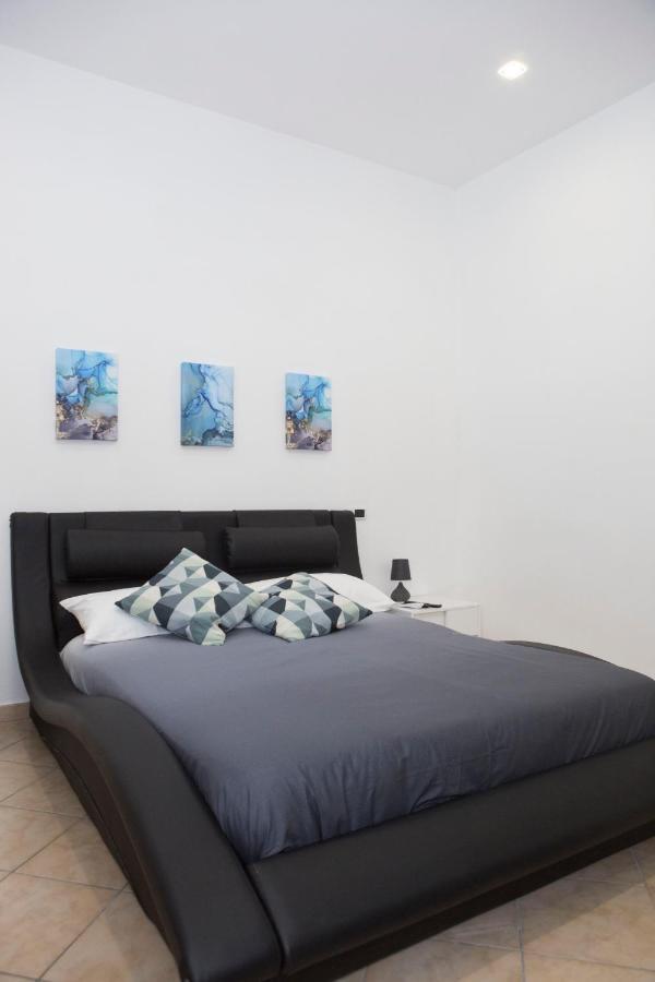 Airport House Apartment Naples Exterior photo